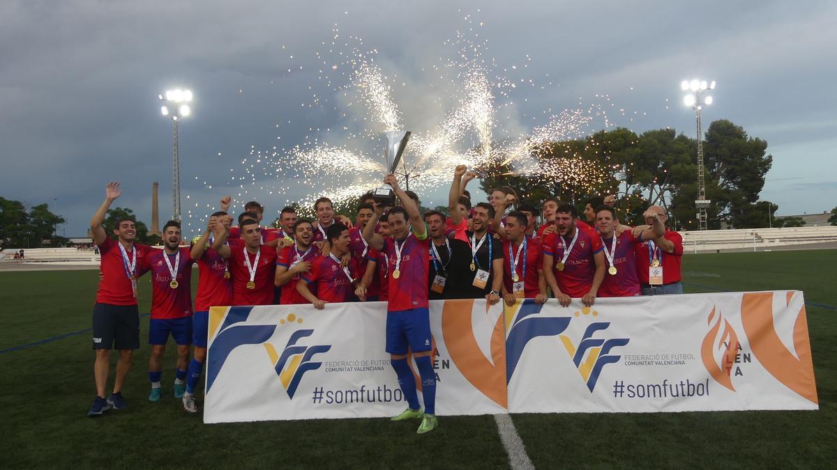 El premio: L’Alcora disputará la eliminatoria previa tras proclamarse campeón de La Nostra Copa, el curso pasado.