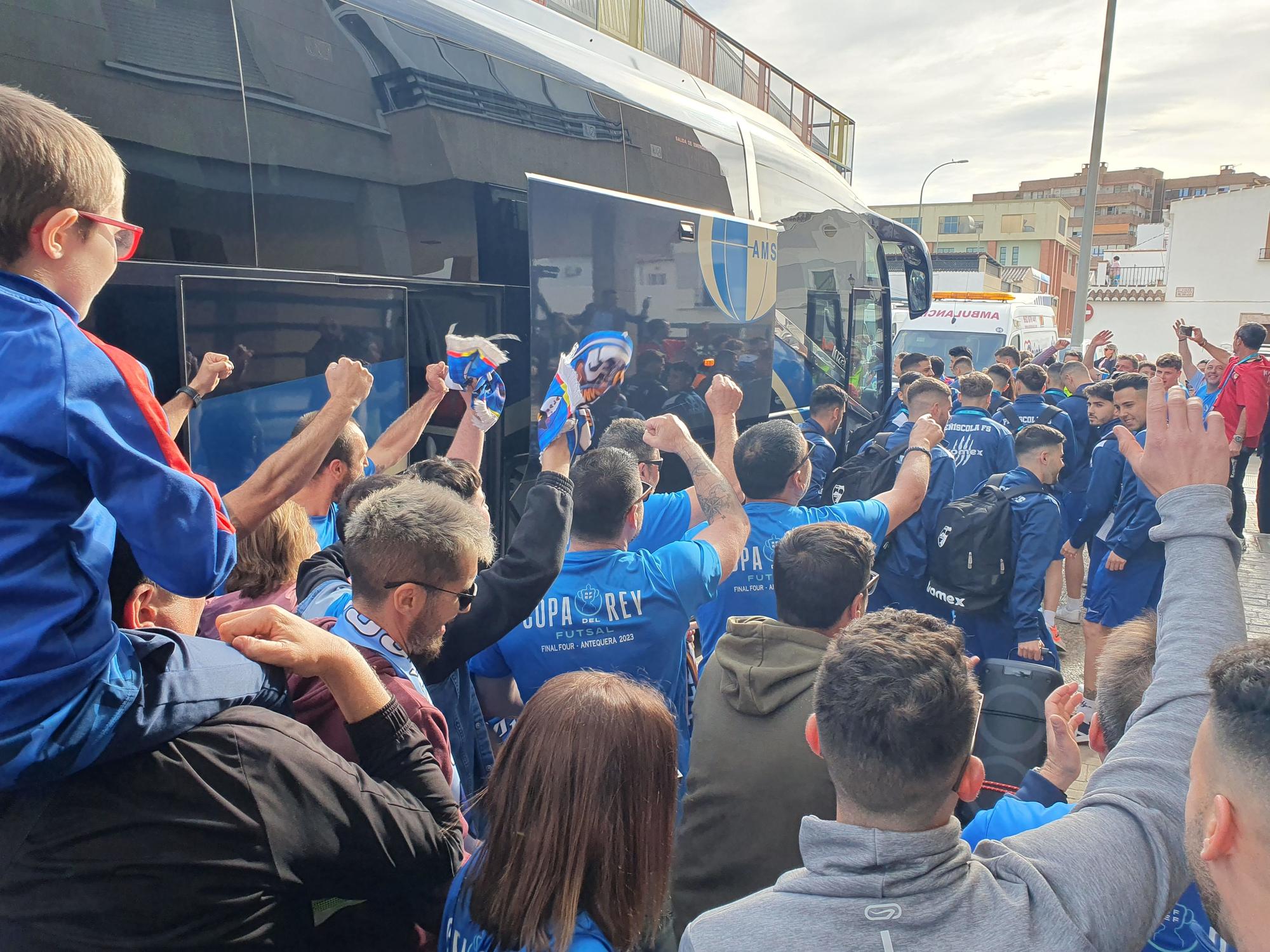 GALERÍA | Las mejores imágenes de la afición del Peñíscola en las semifinales de Copa