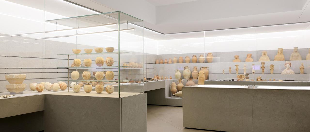 Piezas expuestas en el Museo Arqueológico de Eivissa y Formentera