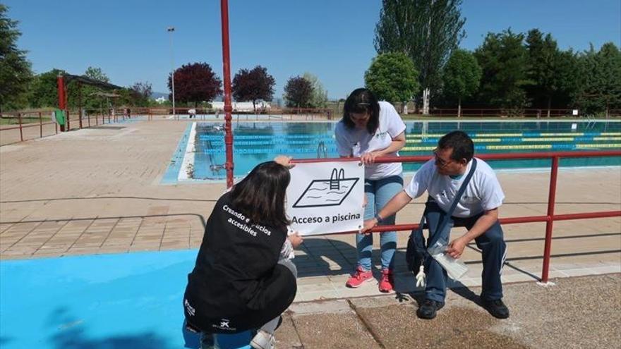 Las piscinas de Los Planos, más accesibles