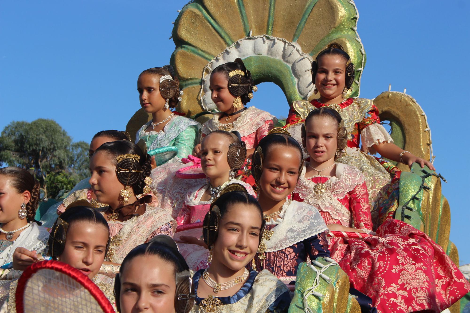 Las candidatas a falleras mayores de València, en la Batalla de Flores