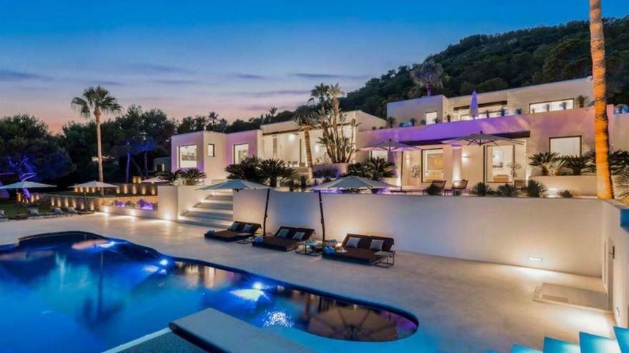 ¿Cuánto cuesta alojarse en Nochevieja en Ibiza? Entre lo más barato y el &quot;ultra lujo&quot;