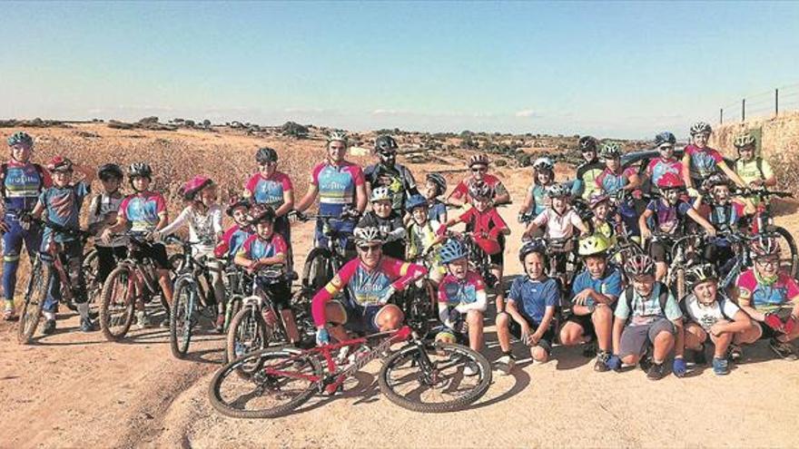 La asociación ciclista de Trujillo supera los 200 socios de toda la comunidad