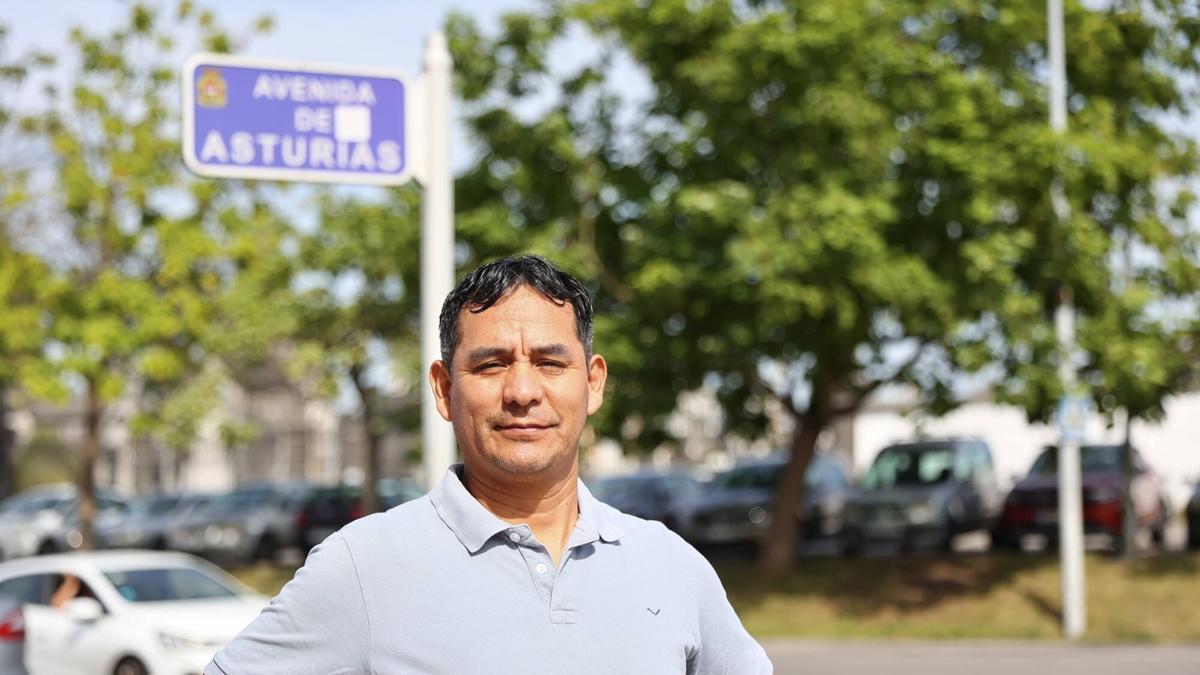 César Jorge Loyola Martel, en la avenida de Asturias de La Carriona.