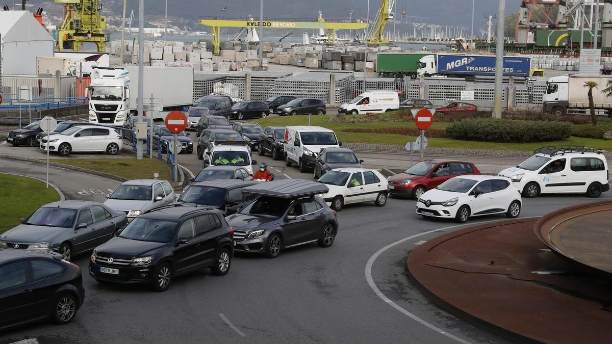 La zona de Beiramar se colapsa por el cierre del túnel