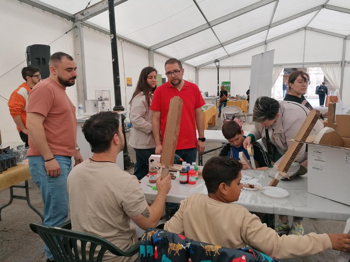 GALERÍA | La Feria del Libro de Toro, una cita con la cultura