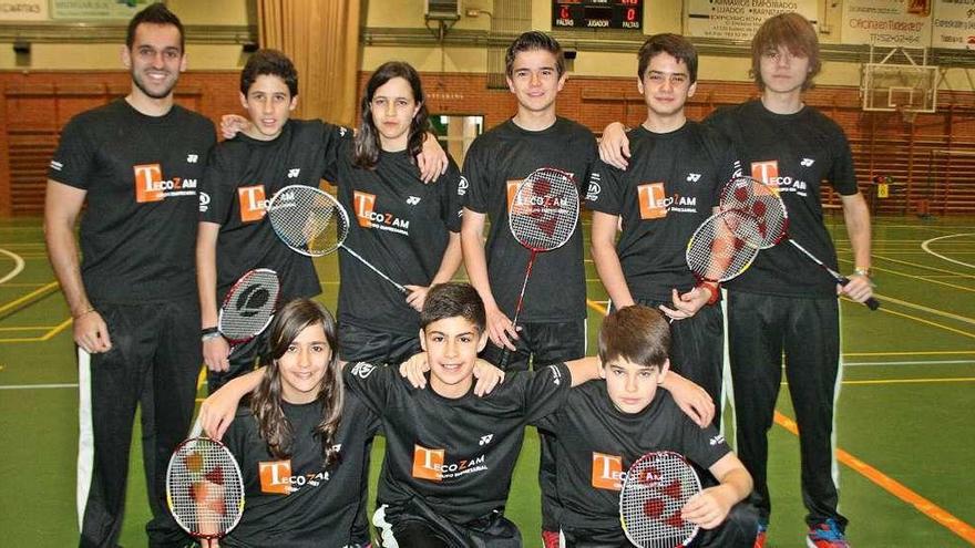 Equipo del CD Atlético Viriato que acudió a la cita en Tudela de Duero.