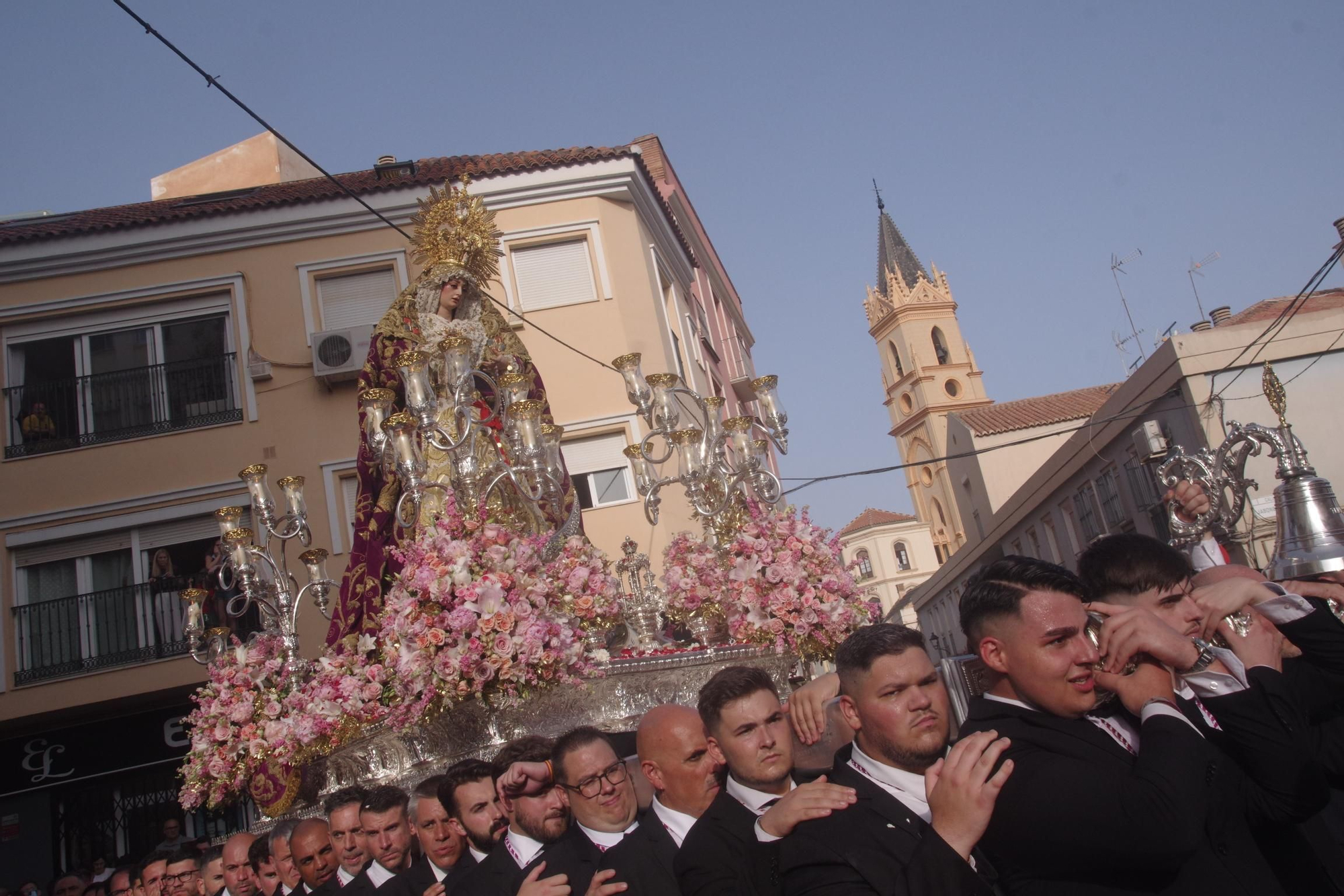 La procesión de la Virgen de la Trinidad este sábado por su festividad en Pentecostés, en imágenes