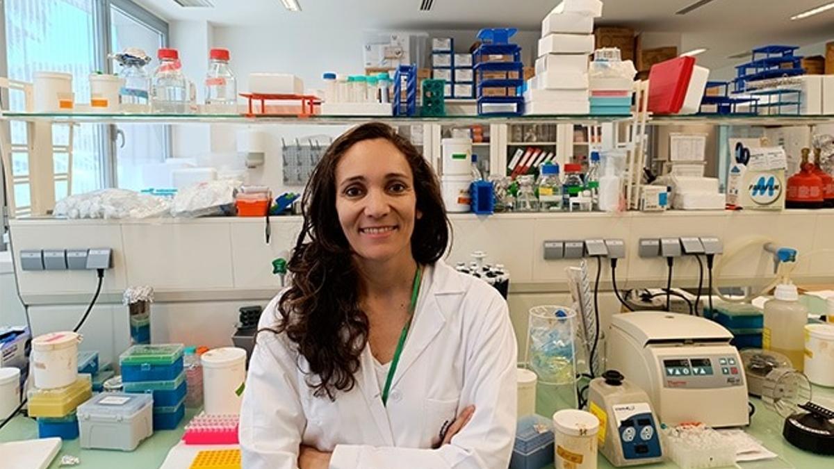 La doctora Elena González Muñoz