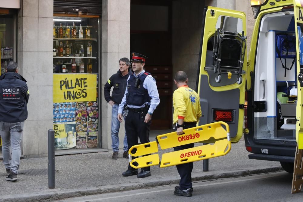 Una dona ofega la seva filla de 10 anys a Girona