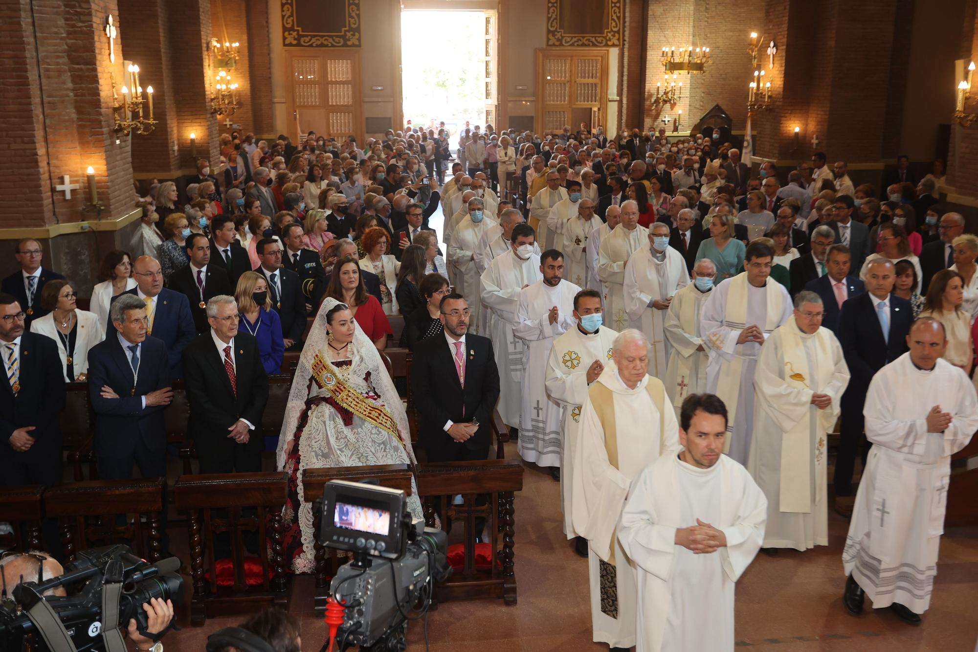 Las imágenes de la misa y la procesión del día de Sant Pasqual en Vila-real