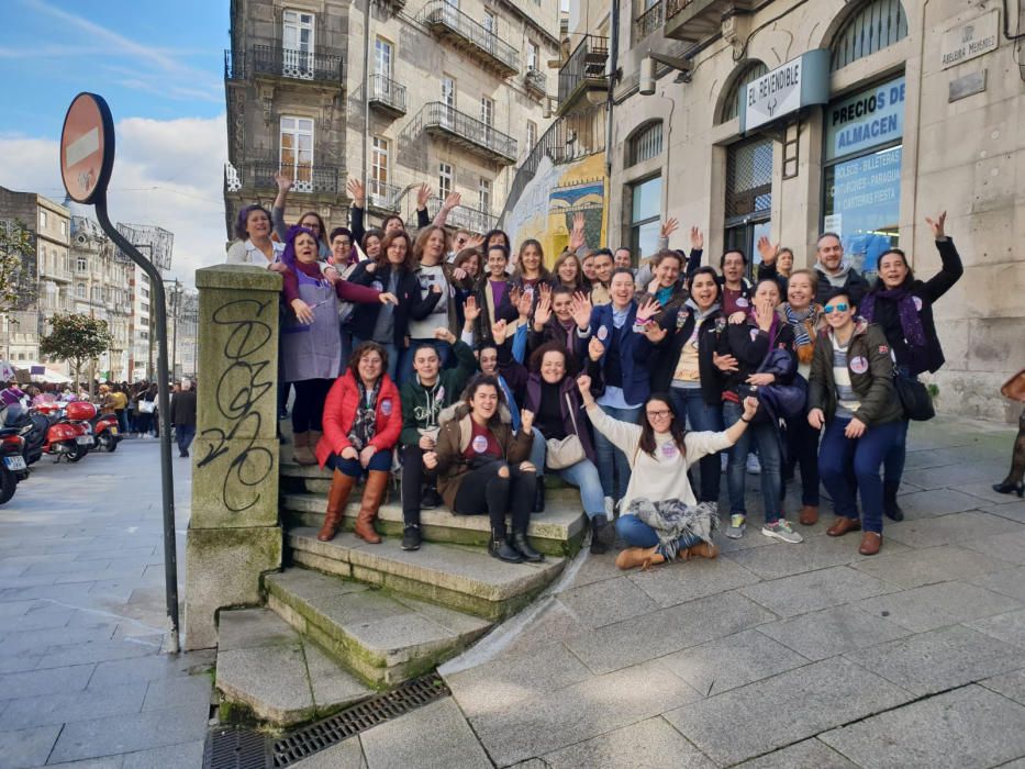 Las empleadas de Conservas Cerqueira secundan la huelga del 8M para la defensa de los derechos de la mujer