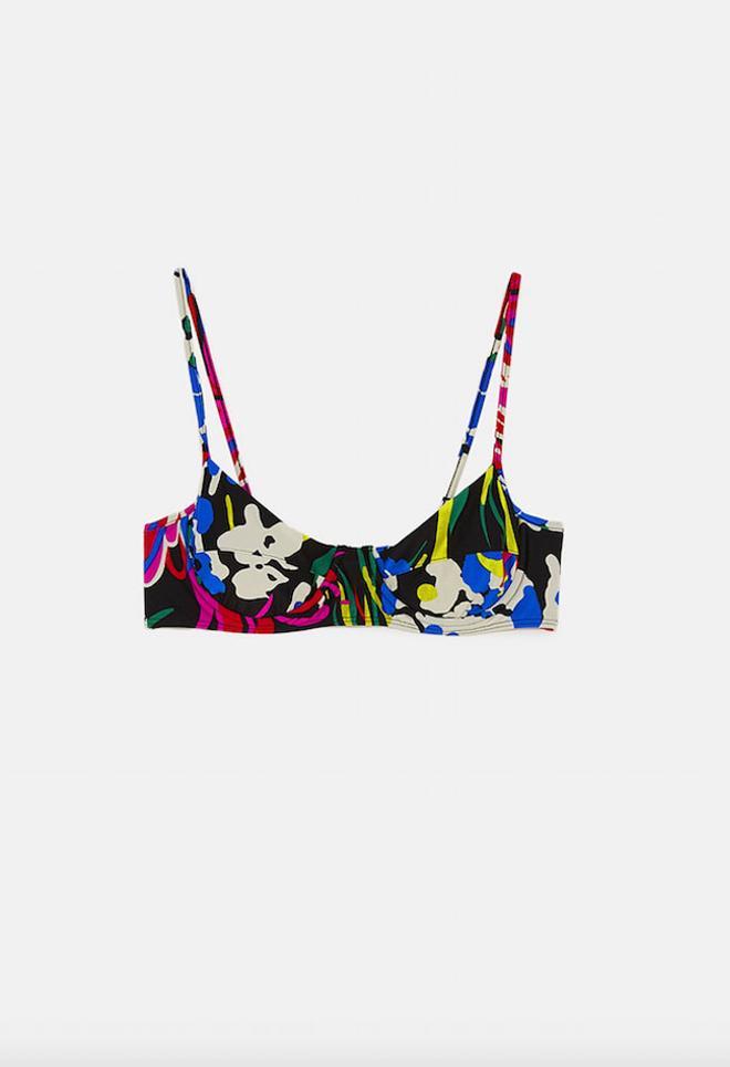 Colección Beachwear de Zara: top de bikini estampado