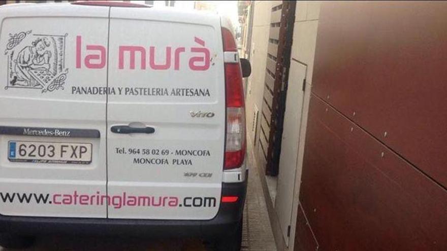 Encuentran calcinada en Madrid la furgoneta del pan robada en Moncofa