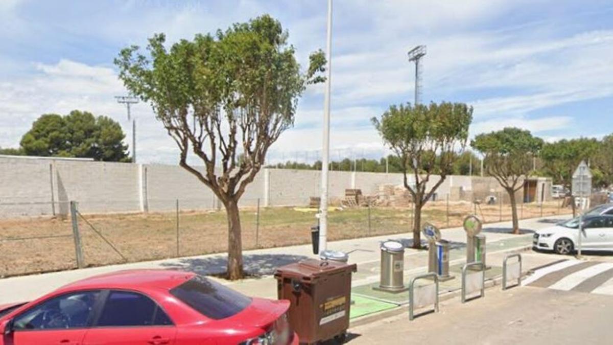 Solar donde se ubicará el centro de emergencias de Catarroja.