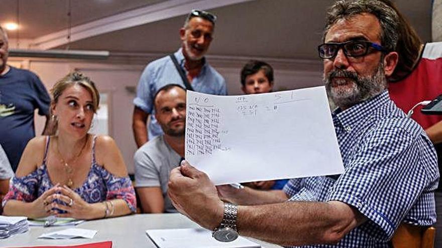 L&#039;assessor legal dels treballadors de Trablisa mostra els resultats de la votació.