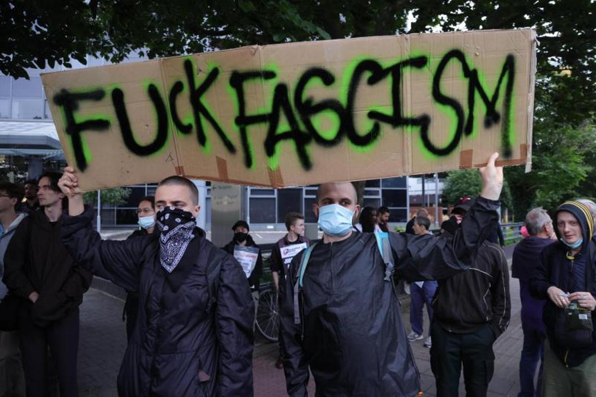 Multitudinaria manifestación antirracistas en Walthamstow, Londres