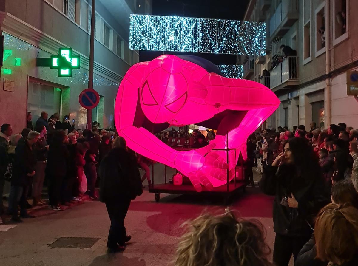 Así se ha vivido la Cabalgata de Reyes en Elda Así se ha vivido la Cabalgata de Reyes en Elda