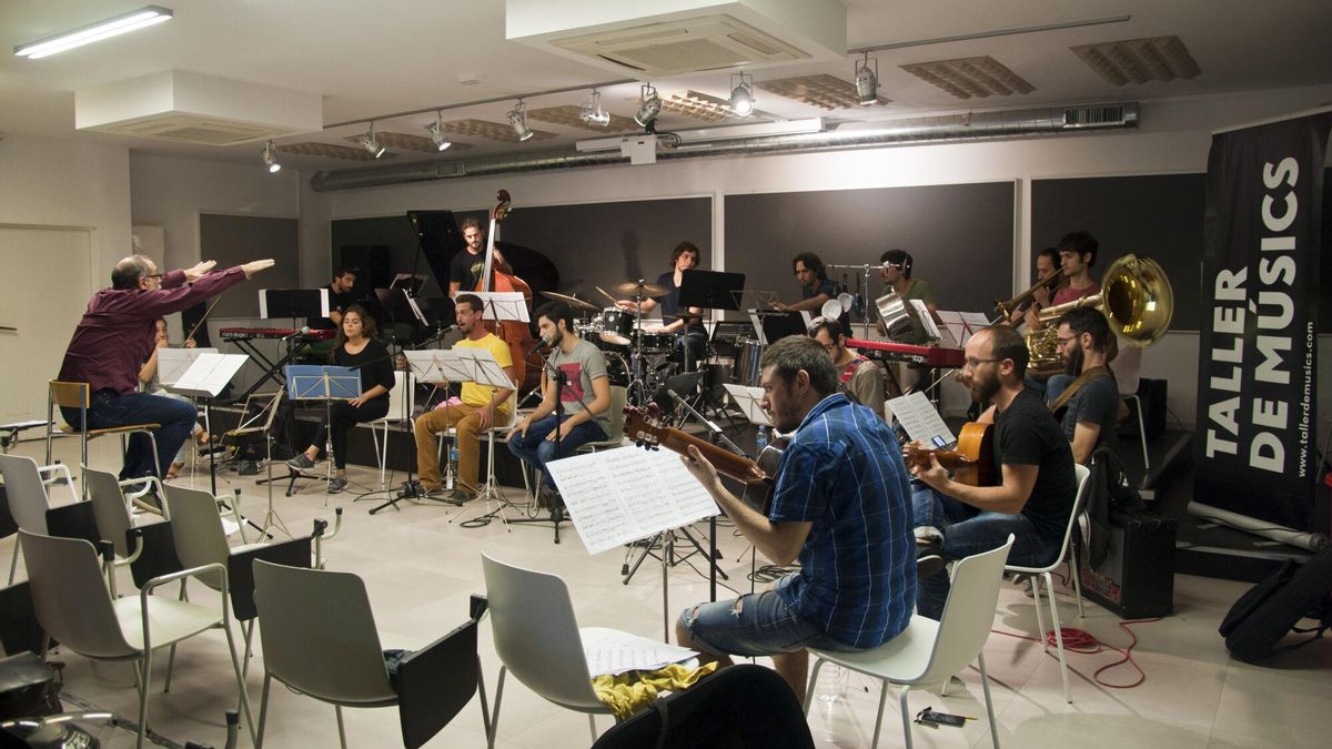 Alumnos en el Taller de Músics en una imagen de archivo de 2016