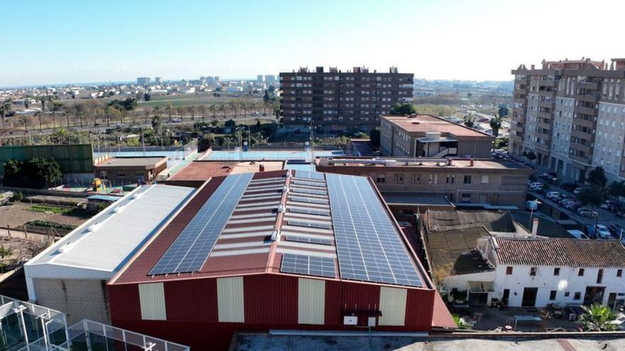 Instalación de autoconsumo en un edificio. | IBERDROLA