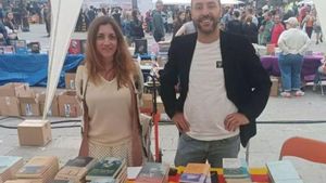 Els felicíssims editors en català