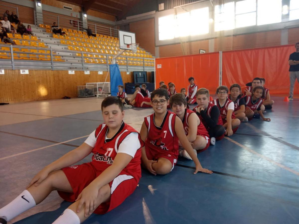 CB La Pobla de Vallbona: Aprender jugando