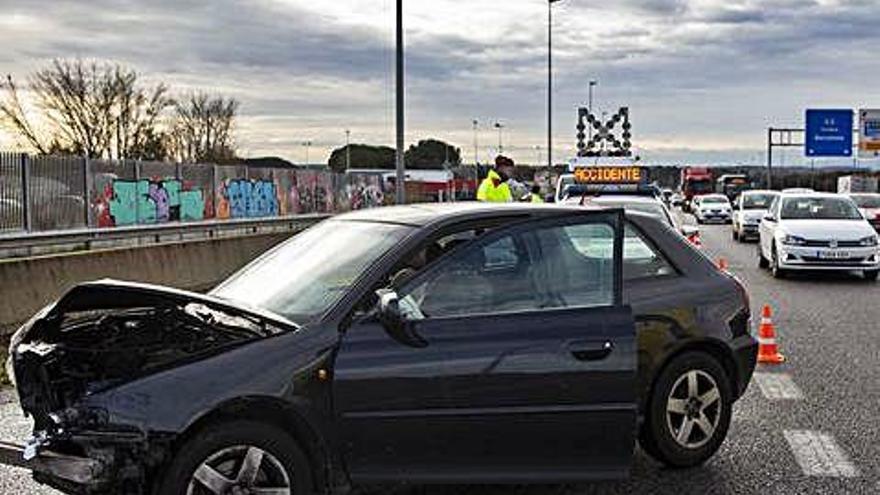 El vehicle sinistrat ahir el matí a l&#039;A-2 a Riudellots.