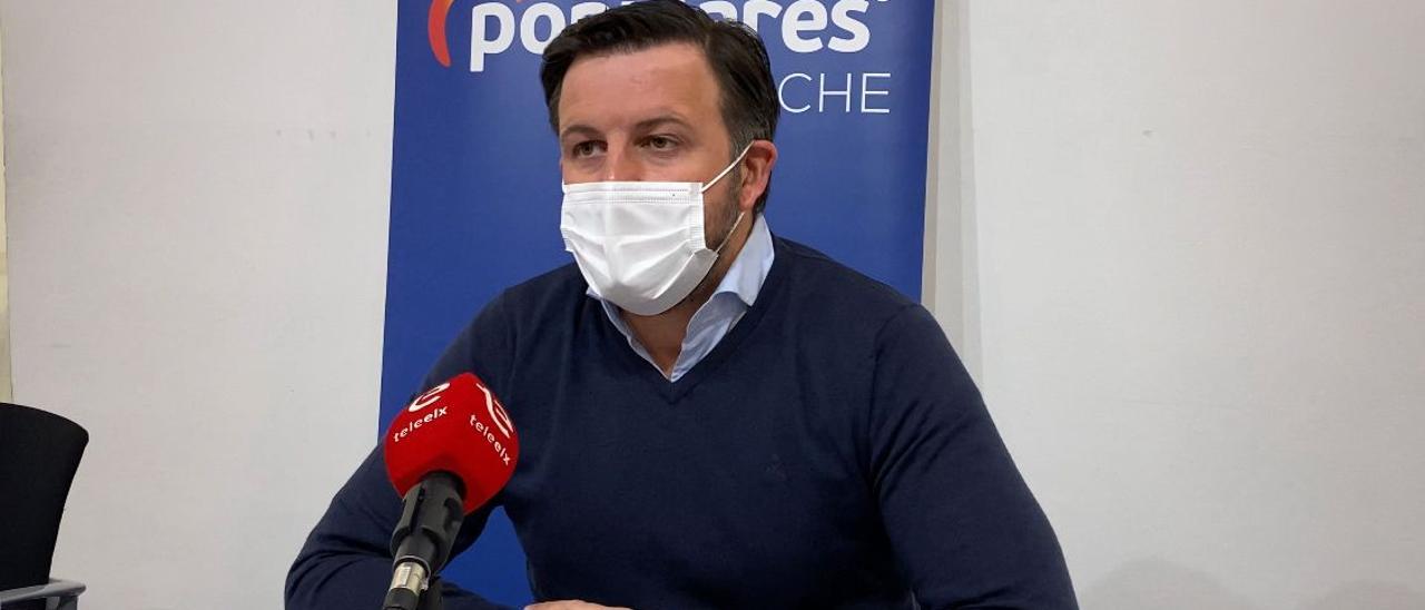 El portavoz del PP en Elche, Pablo Ruz, tras hacer balance del 2021