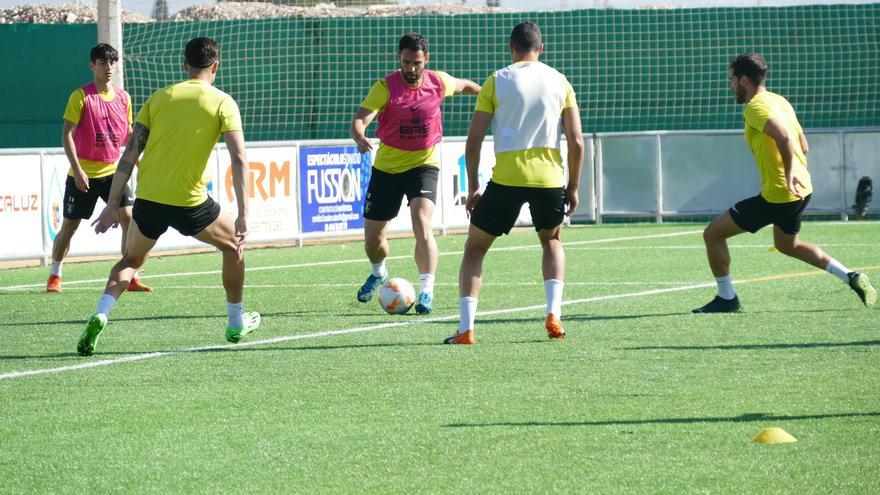 El Orihuela puede conseguir este domingo el ascenso a la Segunda RFEF