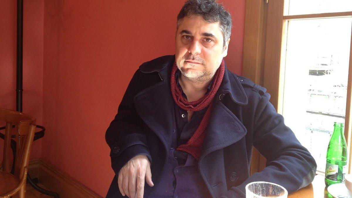 Alek Popov: «L'humor i la sàtira són el contrari de l'elitisme»