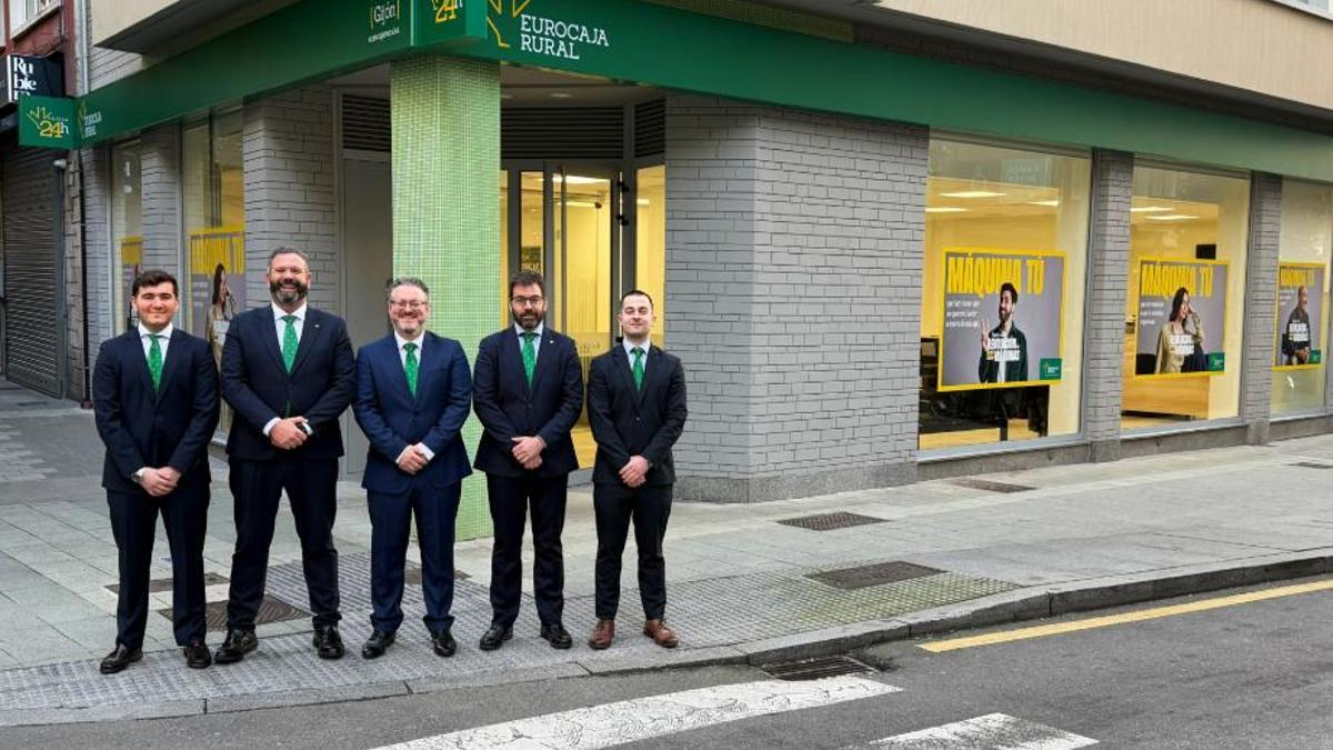 Inauguración de la oficina de Eurocaja en Gijón