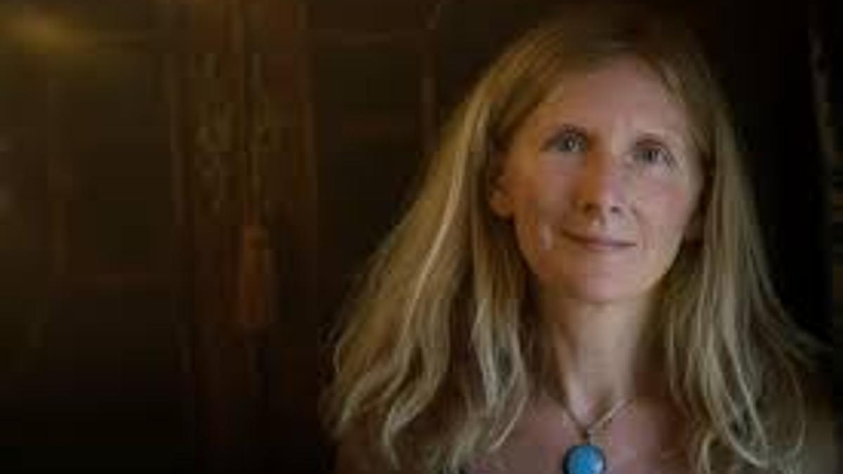 La escritora Samantha Harvey, autora de 'Orbital', último Premio Booker.