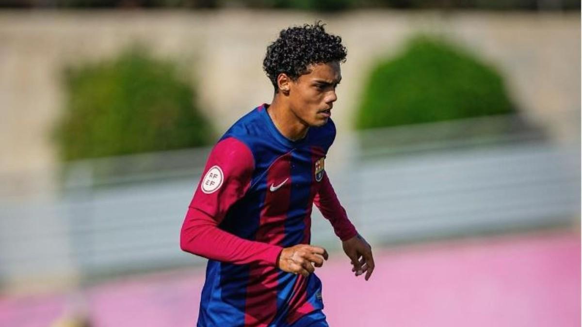 Joao Mendes busca su sitio en el juvenil A del Barça