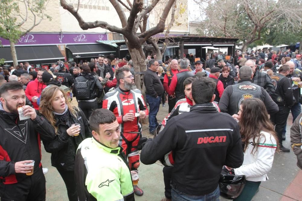 Concentración motera en el barrio de San Antón de Cartagena