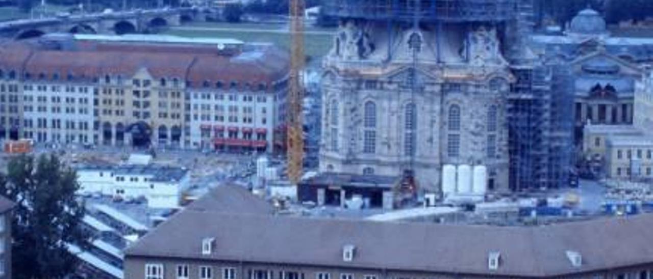 Dresde, reconstrucción de la Frauenkirche.
