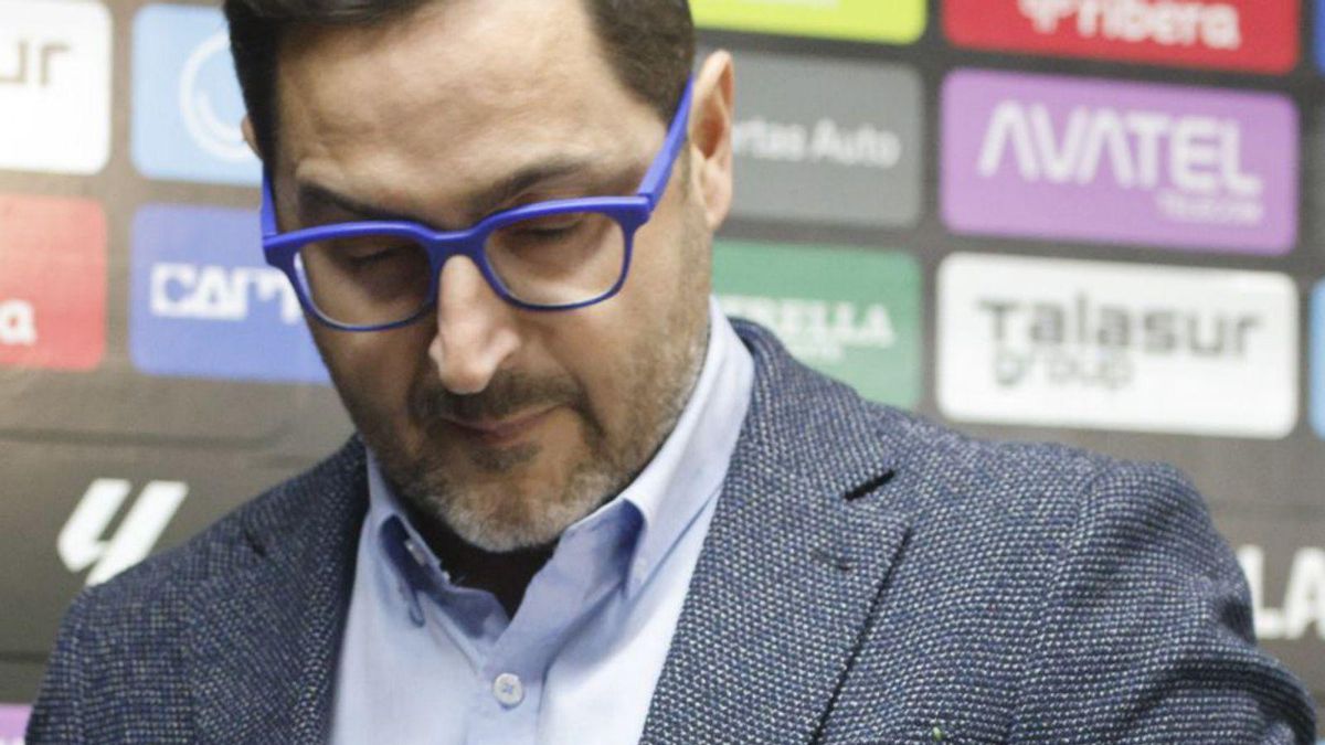 Paco Belmonte, en su última comparecencia pública. | IVÁN URQUÍZAR