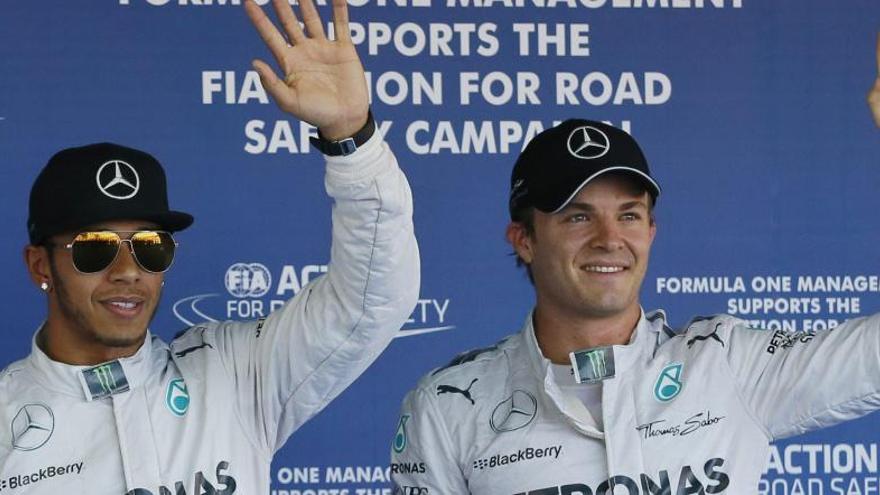 Lewis Hamilton y Nico Rosberg, pilotos de Mercedes.