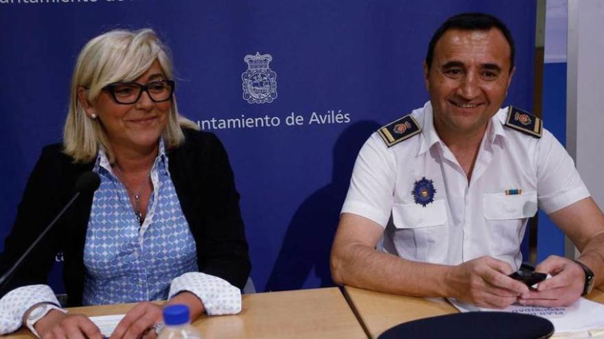 Ana Hevia y R. Ángel Rodríguez, durante la presentación del plan.