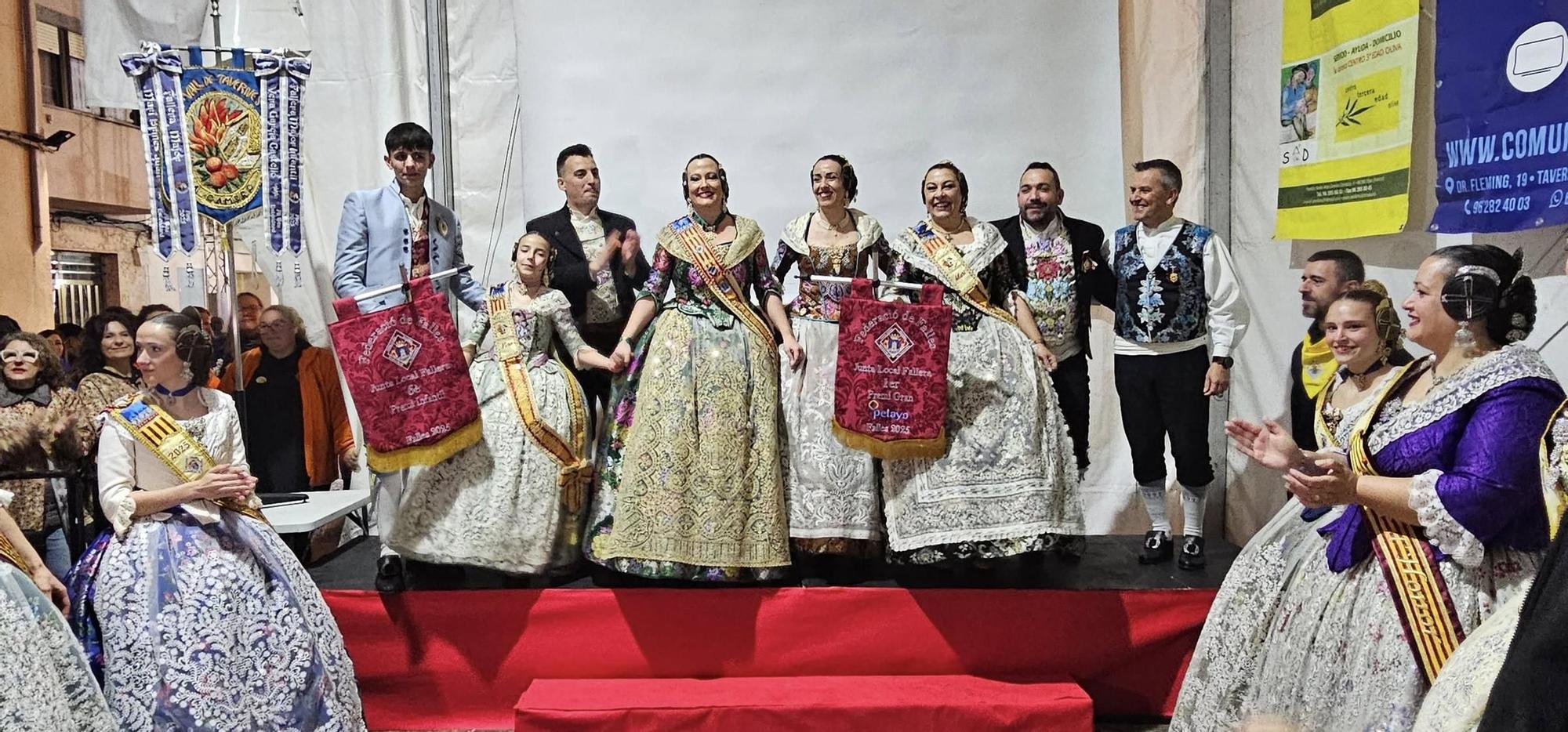 Les imatges de l'entrega de premis a les Falles de Tavernes de la Valldigna