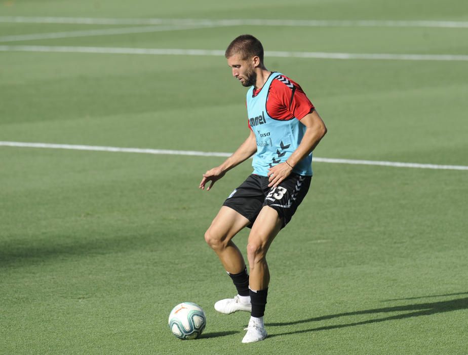 El CD Tenerife vuelve a entrenar en casa