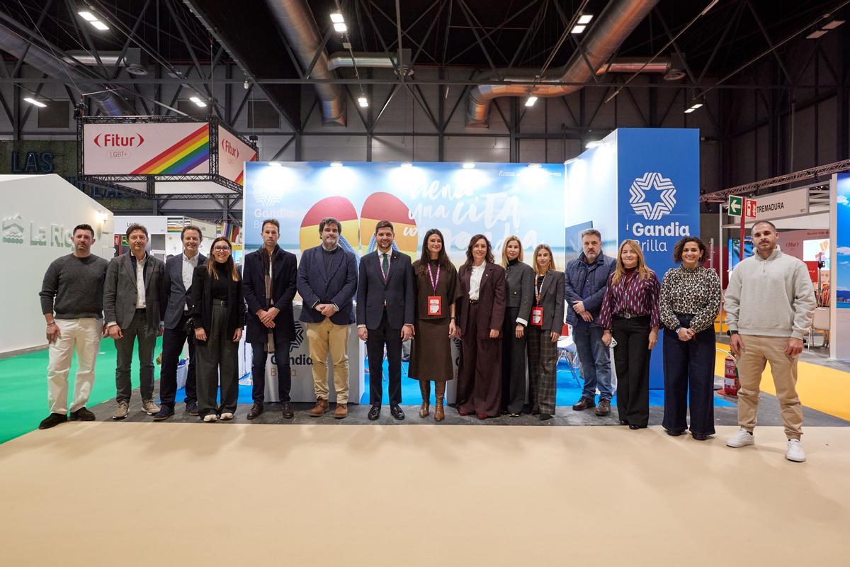 Representantes municipales y del sector turístico de Gandia en Fitur.