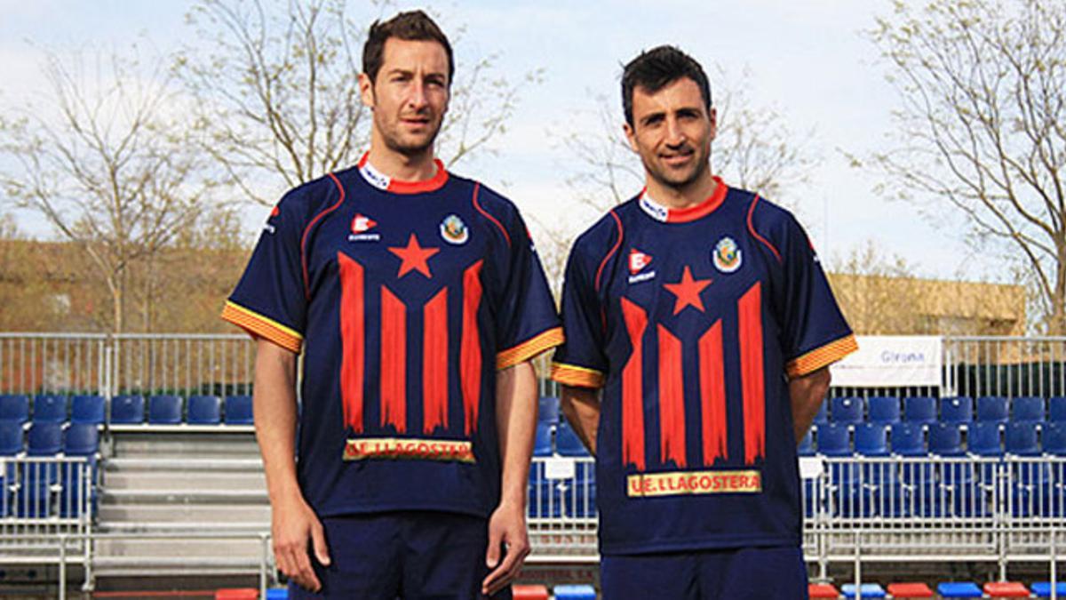 Marc Sellarés y Òscar Álvarez, con la nueva camiseta