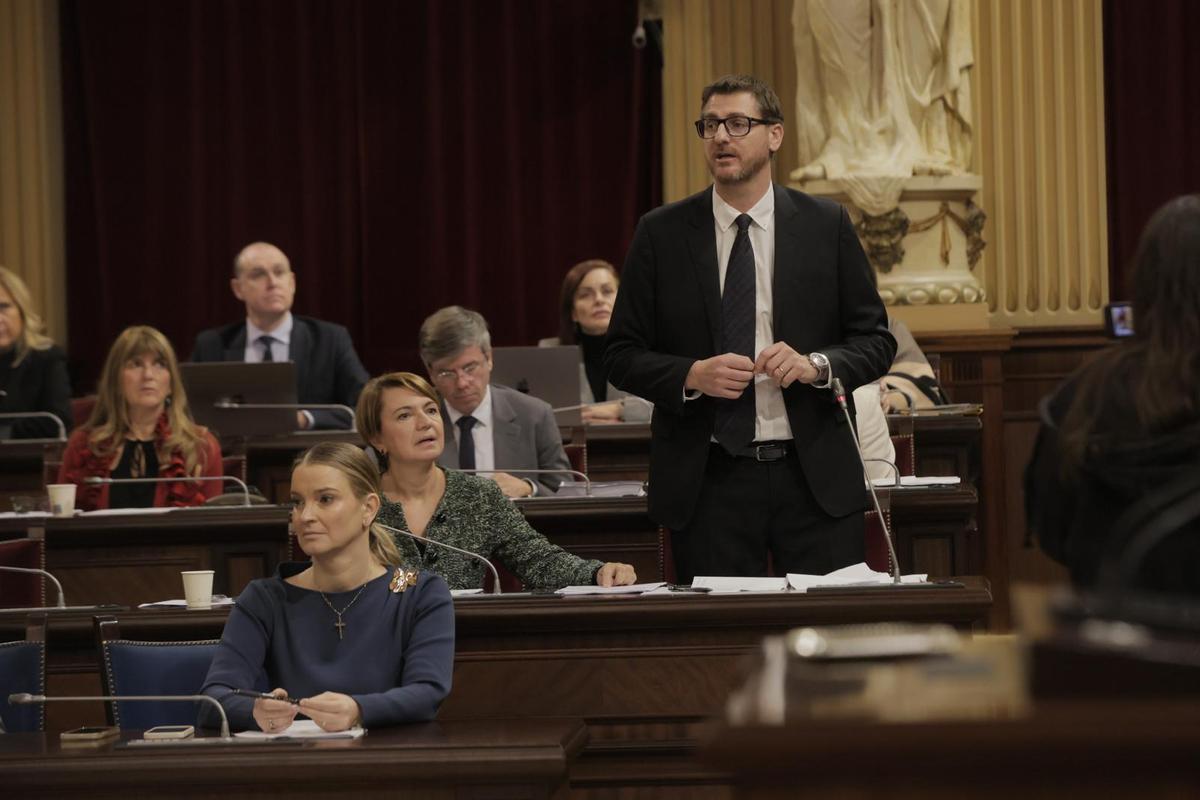 Prohens anuncia que retira los Presupuestos al no tener los apoyos suficientes Prohens anuncia que retira los Presupuestos al no tener los apoyos suficientes