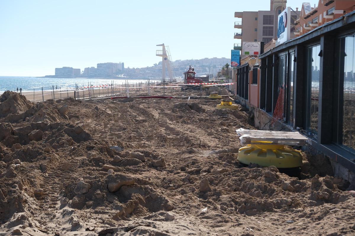 Obras en primera línea que impiden la instalación de terrazas