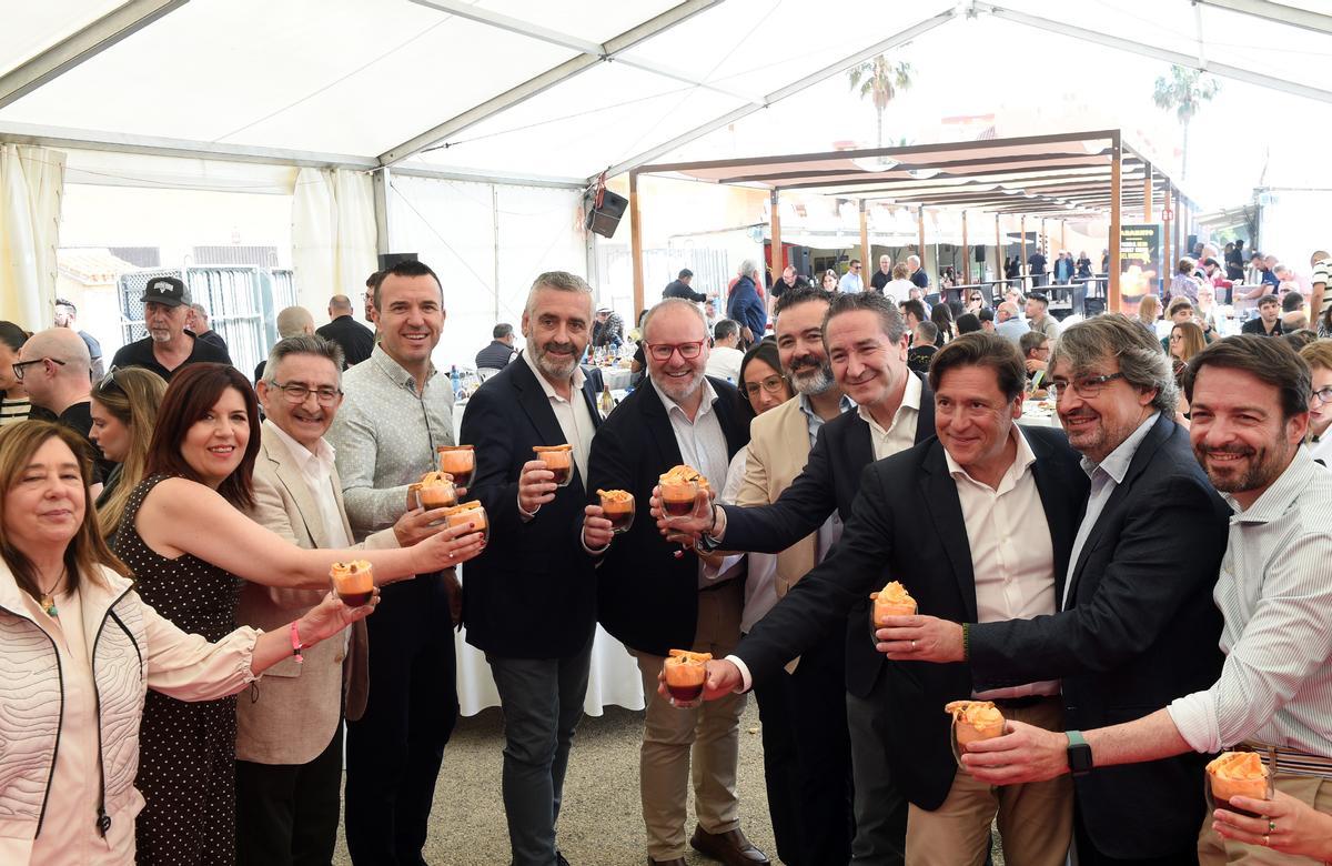 El presidente de la Diputación de Valencia visita el Fiescrem.