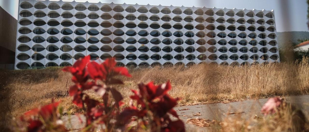 La piscina municipal de Santa Úrsula permanece cerrada desde el verano de 2019.