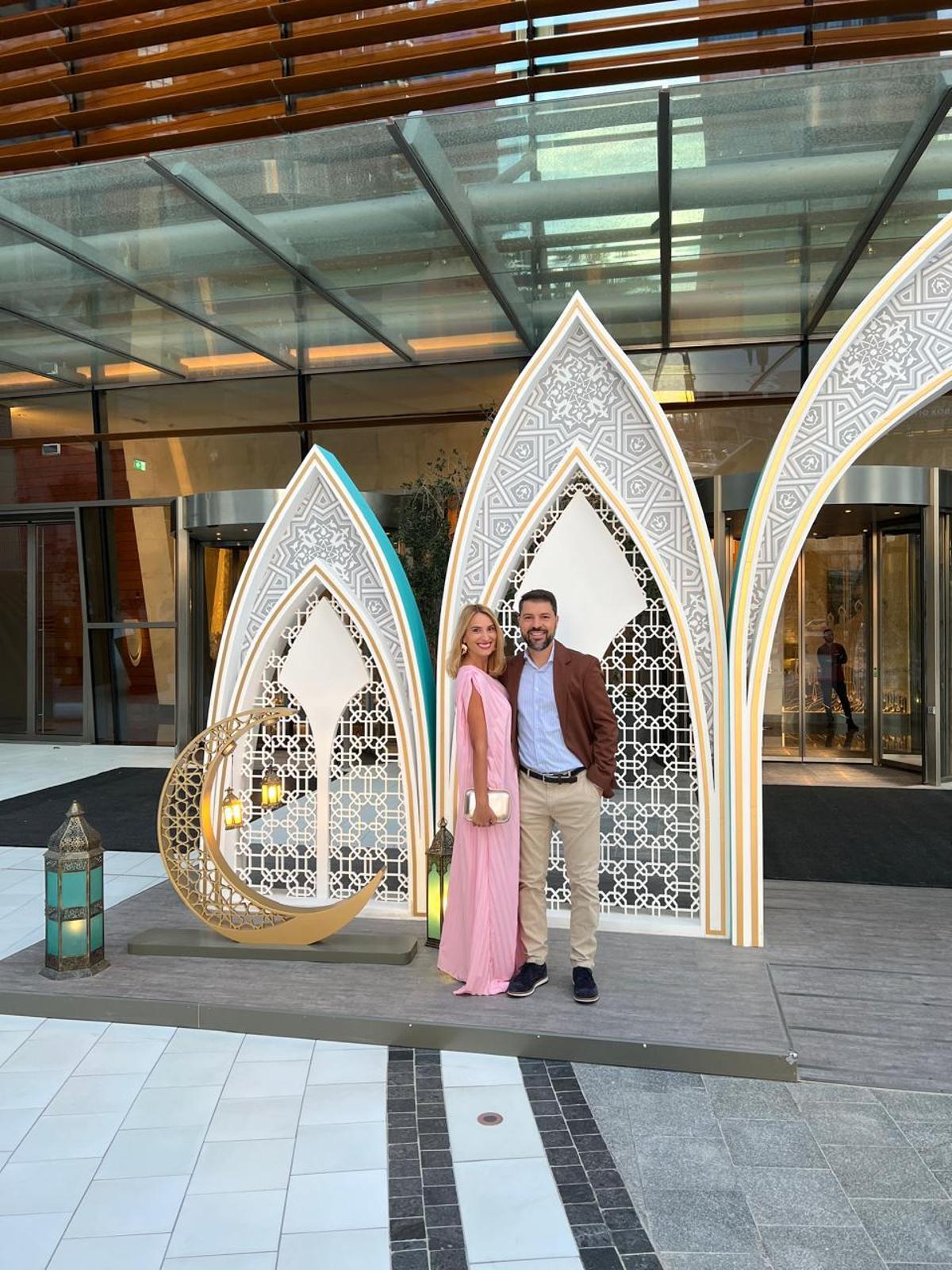 Fátima Rodríguez y Ali Khalili, en Dubai.