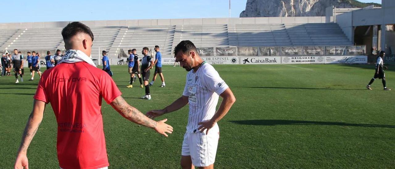 De las Cuevas, tras la derrota de Córdoba CF en La Línea. Ante la Balona, los blanquiverdes perdieron los dos partidos.