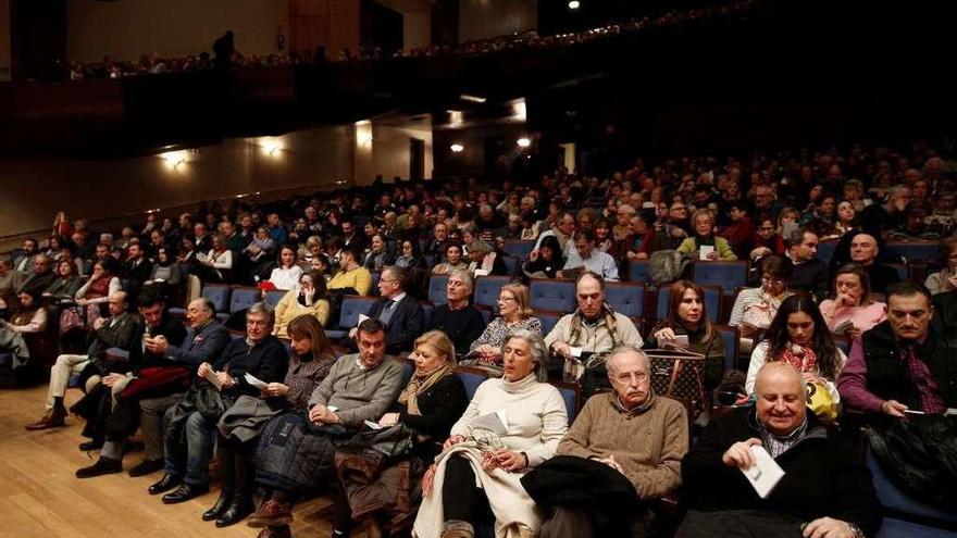 El público que asistió al concierto, momentos antes del inicio.