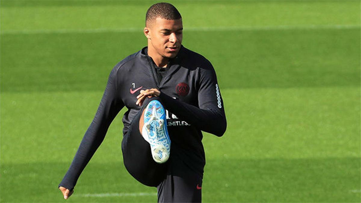 Mbappé se entrena en solitario a pocos días de recibir al Madrid